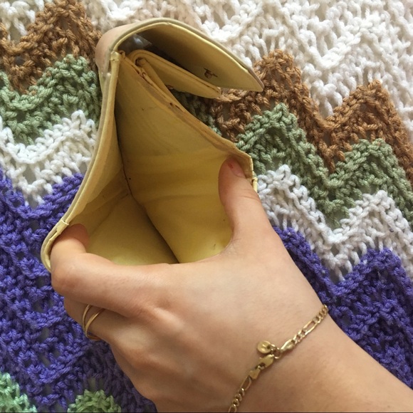 SOLD Carpisa colour block wallet - Picture 5 of 5